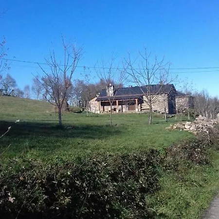 Casa Remedios Villarquille